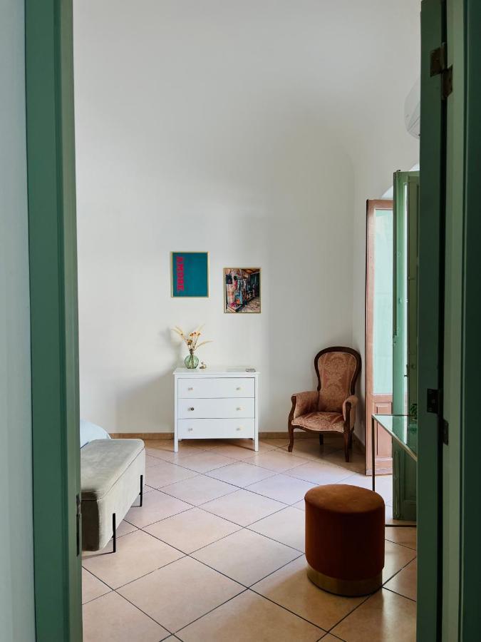 A Ballaro Apartments Palermo Esterno foto
