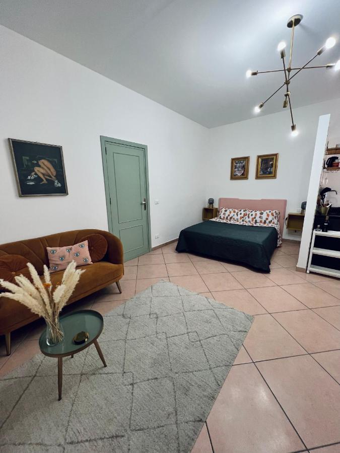A Ballaro Apartments Palermo Esterno foto